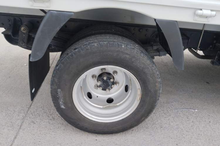 Used Foton Xiangling M New Energy 2023 M2 Long-Wheelbase Flat Cargo Bed Exterior 5