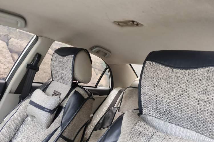 Used Geely Auto Vision 2015 1.5L Manual Happiness Edition
