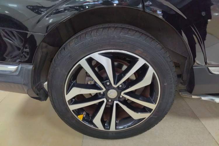 Used Venucia T90 2017 2.0L CVT Fashion Edition