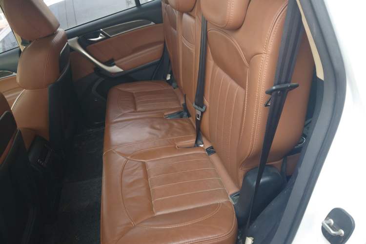 Used Haval H9 2015 2.0T Four-Wheel Drive Luxury 7-Seater