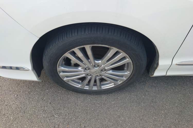 Used Honda Elysion 2016 2.4L Style Edition
