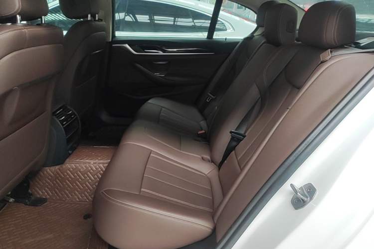 Used BMW 5 Series 2019 Facelifted 525Li Luxury Package