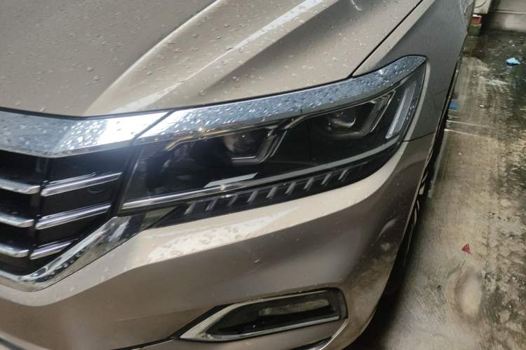 Used Volkswagen Passat 2020 330TSI Luxury Edition China VI
