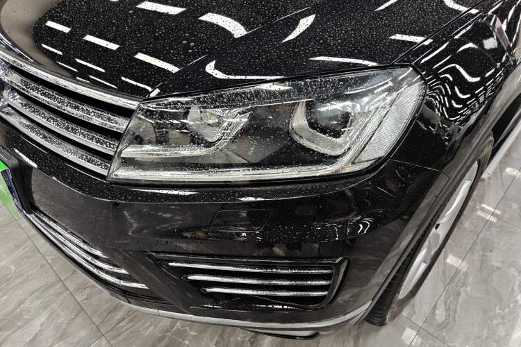 Used Volkswagen Touareg 2018 3.0 TSI Glory Collection Edition