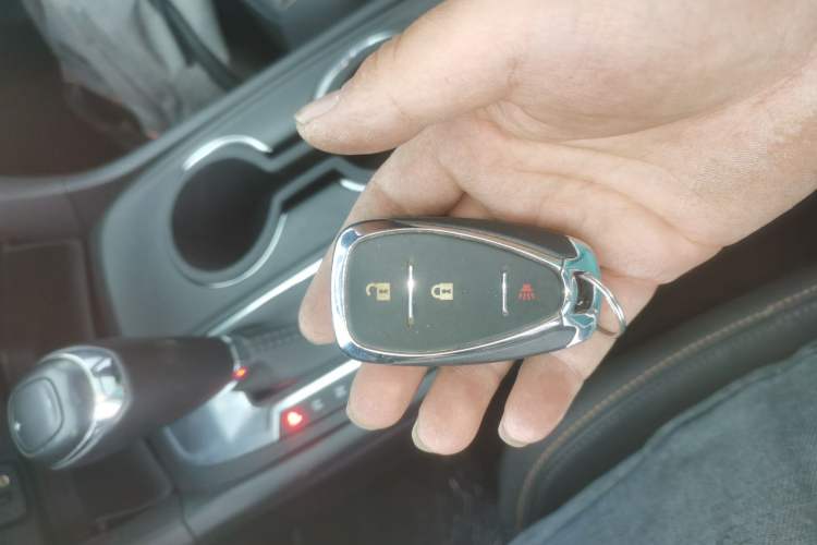 Used Chevrolet Equinox 2019 535T Automatic Chijie Edition China V Standard Vehicle Key
