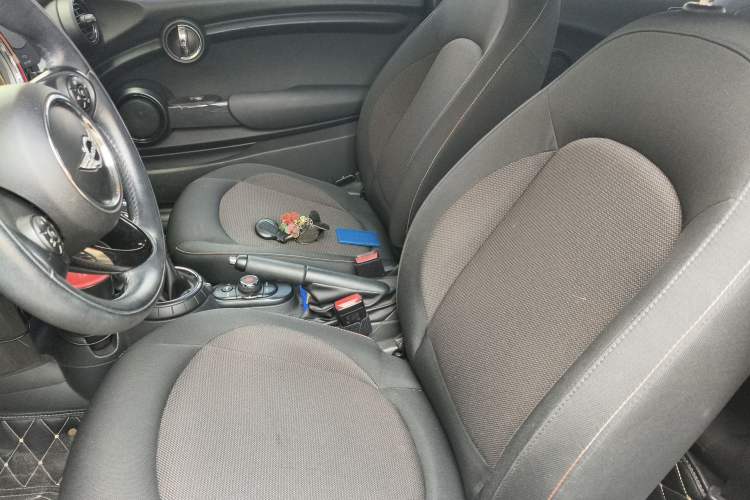 Used MINI 2014 1.5T COOPER Fun