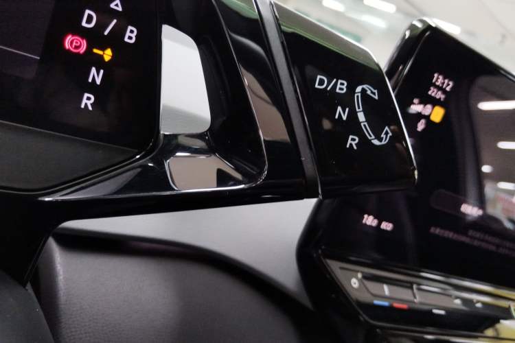 Used Volkswagen ID.3 2024 Outstanding Edition Gear Lever