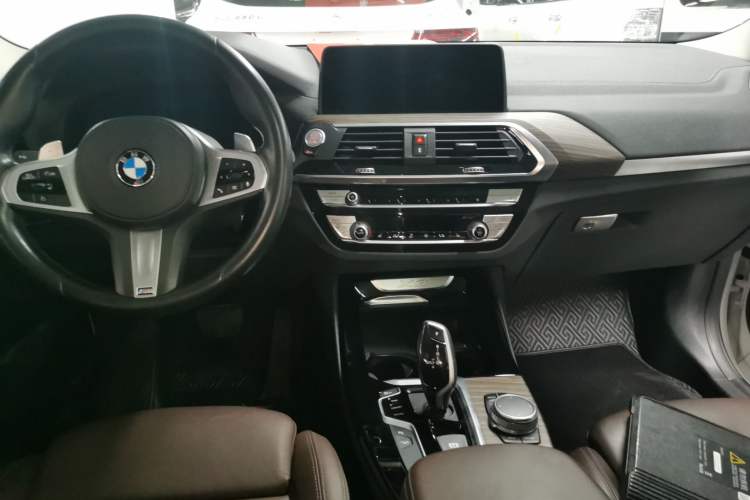Used BMW X3 2020 xDrive28i M Sport Package Center Console