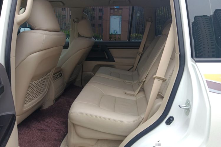 Used Toyota Land Cruiser 