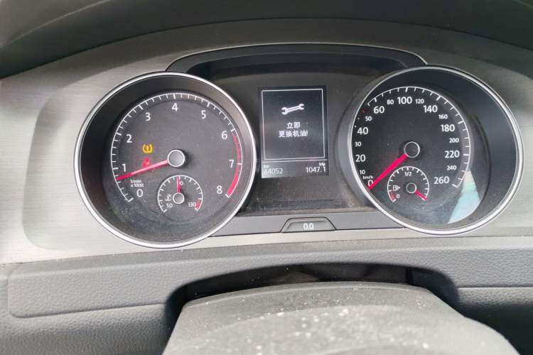 Used Volkswagen Golf 2014 1.4TSI Automatic Comfort Model Instrument Cluster