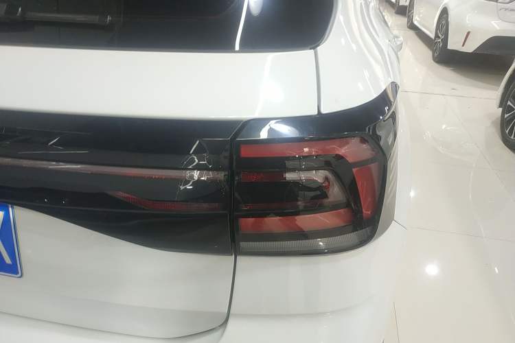 Used Volkswagen T-Cross 2023 Revised 1.5L Automatic Fashion Edition Exterior 3