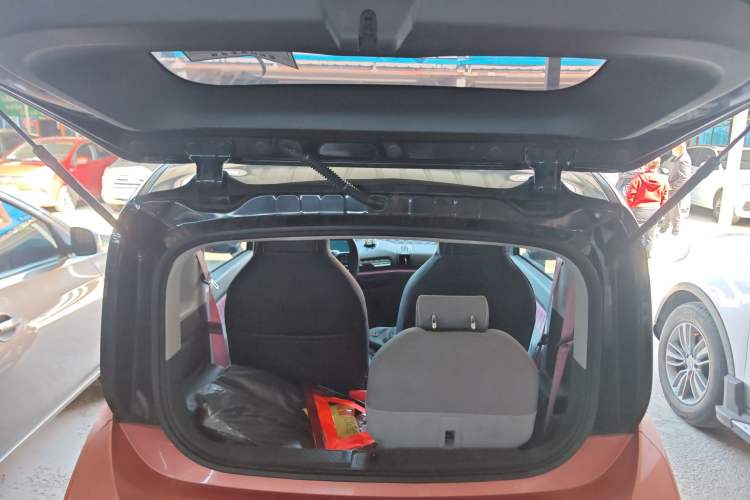 Used Baojun E300 2020 Star Travel Edition Trunk