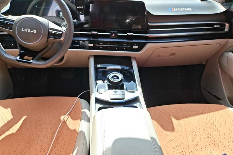 Used Kia Sportage (Chinese Domestic Model) 2023 1.5T Two-Wheel Drive Luxury Edition
