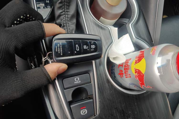 Used Toyota Camry 2023 2.0G Luxury Edition
