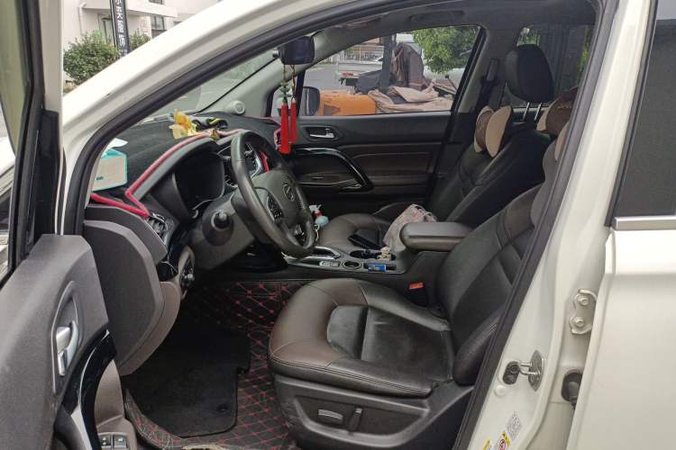 Used GAC Trumpchi GS4 2017 235T Automatic Two-Wheel Drive Luxury Smart Connectivity Version Left Front Seat