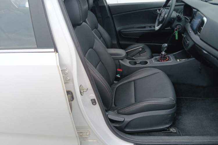 Used Kia K4 2017 1.8L Manual GL
