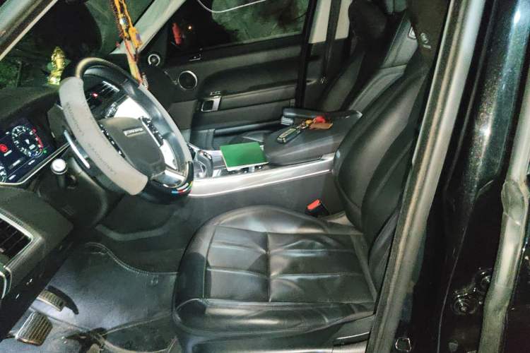 Used Land Rover Range Rover Sport 2020 3.0 L6 HSE DYNAMIC