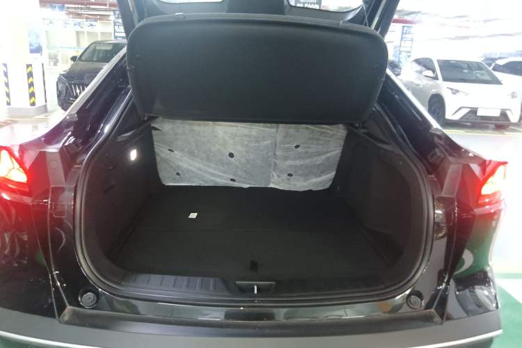 Used Deepal SL03 2025 Revised Version Range-Extended Elite Edition
