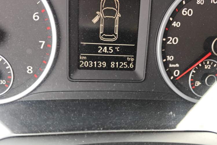 Used Volkswagen Tiguan 2016 280TSI Automatic Two-Wheel Drive Silk Road Comfort Edition Odometer Close Up