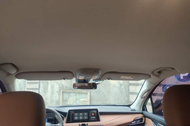 Used SAIC MAXUS D90 2017 2.0T Automatic All-Wheel Drive Sirius