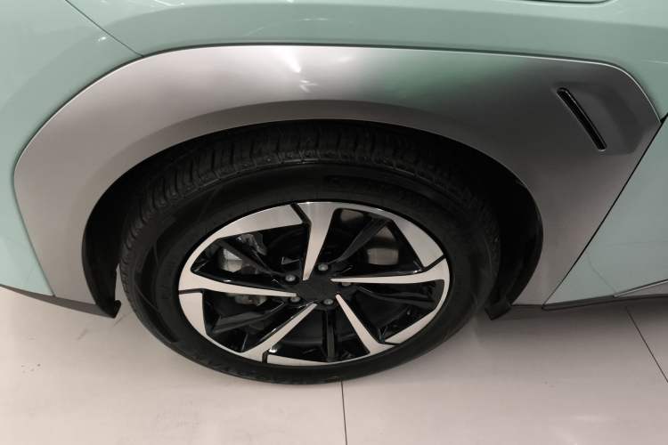 Used AION Y 2023 Younger Star Edition
