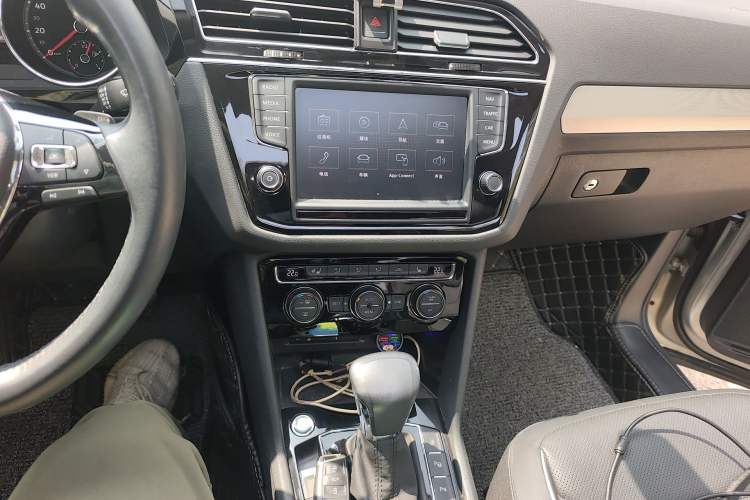 Used Volkswagen Tiguan L 2018 Revised 330TSI Automatic Two-Wheel Drive Flagship Edition
