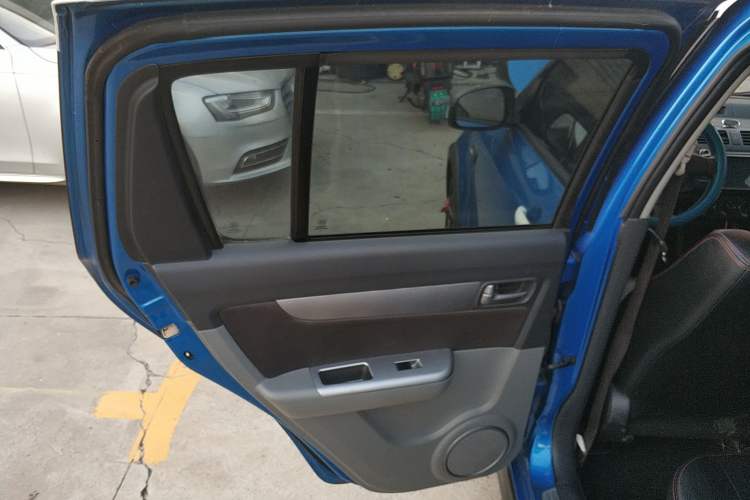 Used Suzuki Swift 2015 1.5L Automatic Limited Edition
