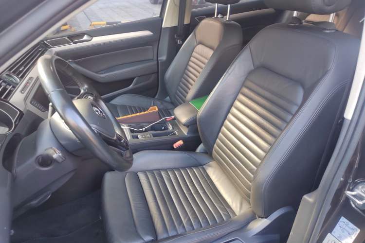 Used Volkswagen Variant 2017 380TSI Two-Wheel Drive Comfort Edition