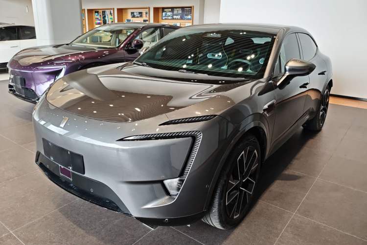 Used Avatr 11 2023 HarmonyOS Edition Smart Enjoyment Upgrade Model 116-degree Four-Wheel Drive Version