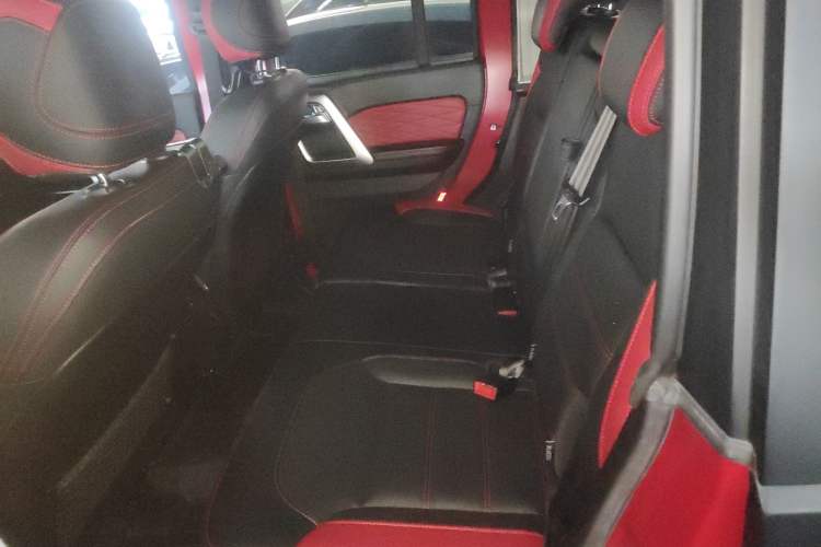 Used BAIC Off-Road BJ40 2023 2.0D Automatic Four-Wheel Drive Blade Hero Edition Adventurer Type
