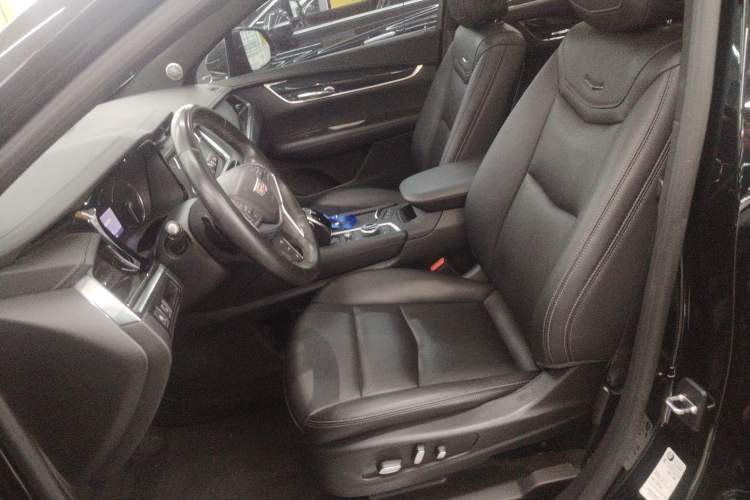 Used Cadillac XT5 2021 2.0T Two-Wheel Drive Luxury Version
