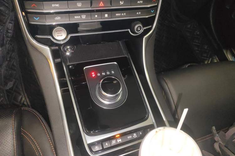 Used Jaguar XEL 2019 2.0T 200 PS Luxury Edition