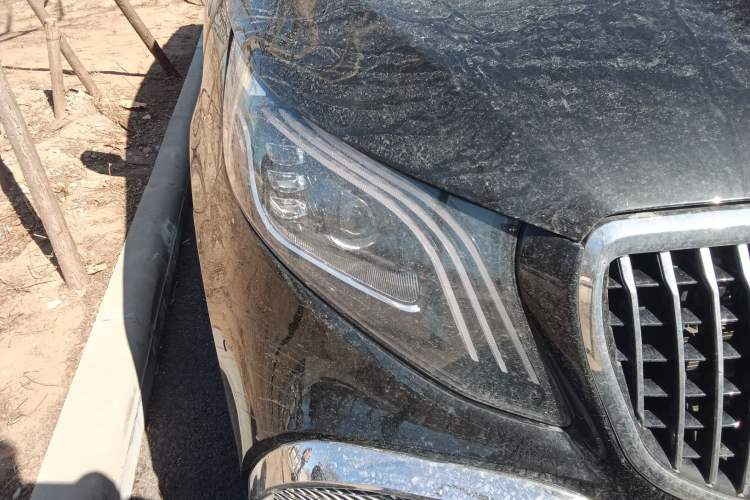 Used Mercedes-Benz Vito 2023 2.0T Business Version 7 Seats Right Front Headlight