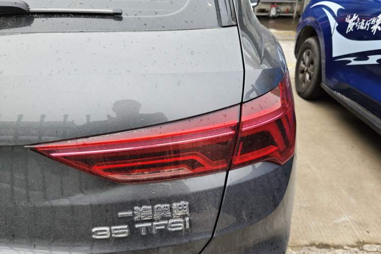 Used Audi Q3 2021 35 TFSI Fashion Dynamic Model