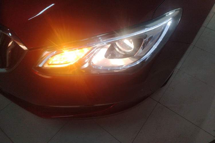 Used Buick GT 2016 15N Automatic Elite Edition Left Front Headlight