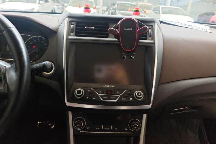 Used Land X5 2016 Plus 1.5T CVT Leading Edition Audio And AC Panel