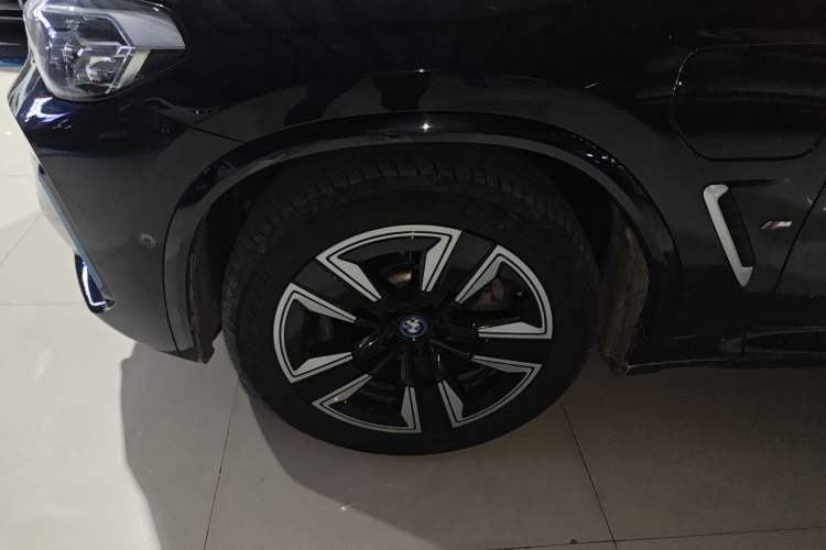 Used BMW iX3 2022 Leading Model Left Front Wheel Hub