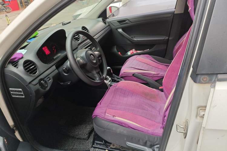 Used Volkswagen Jetta 2015 Value Edition 1.6L Automatic Fashion Version