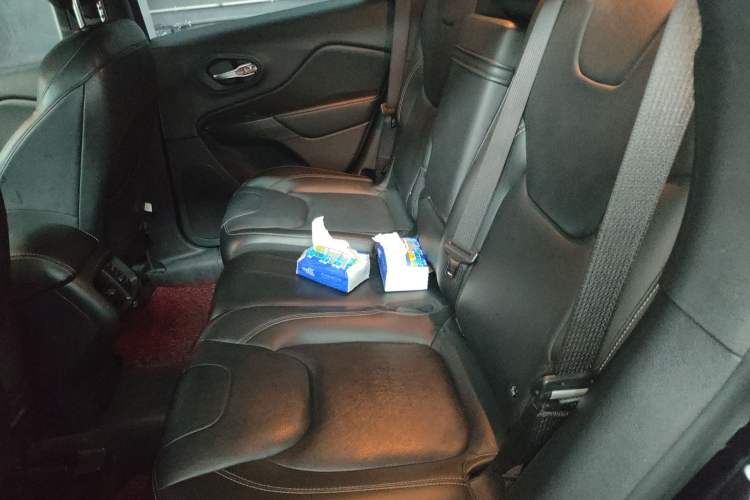 Used Jeep Cherokee 2017 2.4L Leading Edition