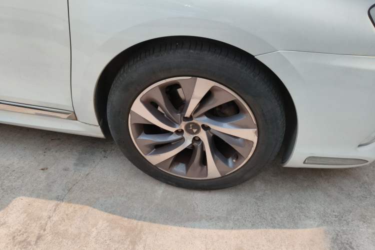 Used DS 5LS 2015 1.6T Elegant Edition THP160 Right Front Wheel Hub