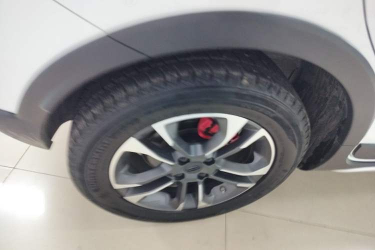 Used Geely Auto Vision X3 2017 1.5L Automatic Luxury Model Right Rear Wheel Hub