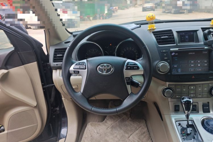 Used Toyota Highlander 2012 2.7L Two-Wheel Drive 7-Seater Luxury Edition