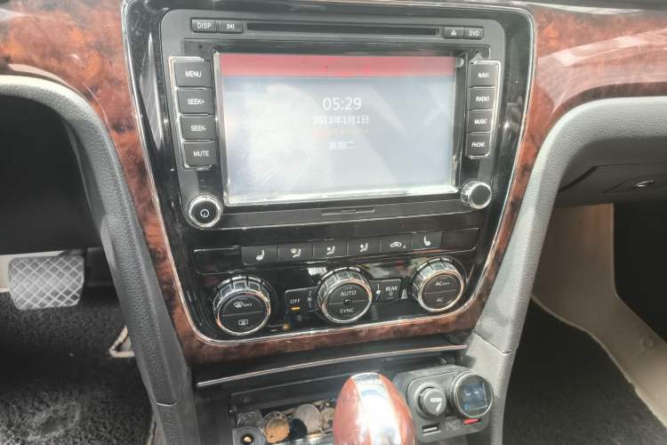 Used Volkswagen Passat 2011 3.0L V6 DSG Flagship Deluxe Edition
