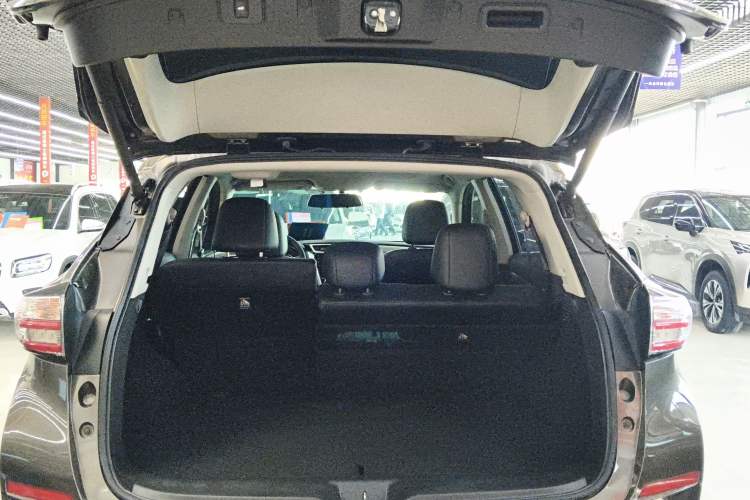 Used Nissan Murano 2019 2.5L XL Two-Wheel Drive Smart Connect Luxury Edition China VI Standard