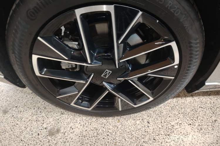 Used Avatr 06 2025 Max Extended-Range Edition