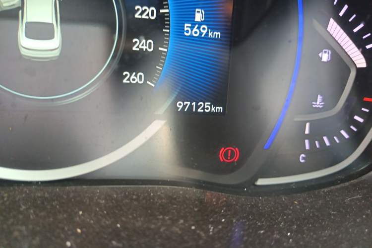 Used Hyundai Lafesta 2019 280TGDi Smart Speed Version China VI Standard Odometer Close Up