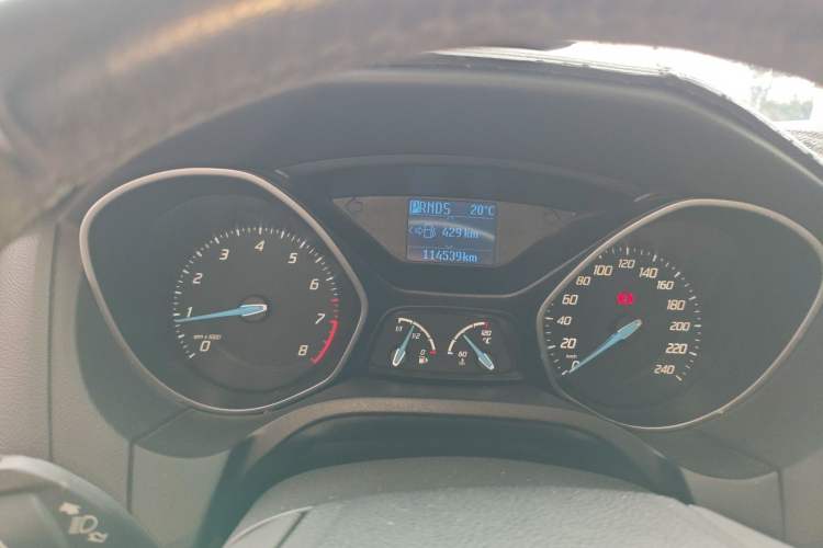 Used Ford Focus 2012 Sedan 1.6L Automatic Fashion Edition