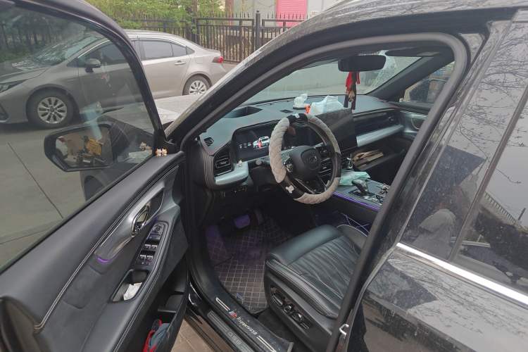 Used GAC Trumpchi GS8 2022 Double-Energy Series 2.0TM Four-Wheel Drive Premium Edition (7 Seats) Driver Seat