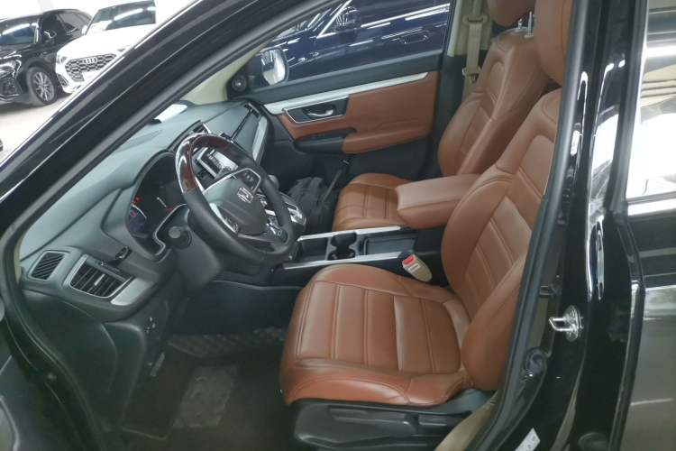 Used Honda CR-V 2021 240TURBO CVT 2WD Comfort Version
