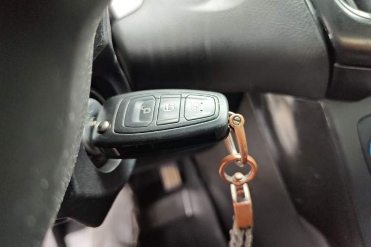 Used Ford Focus 2017 Sedan EcoBoost 125 Automatic Supreme Style SmartDrive Edition Vehicle Key